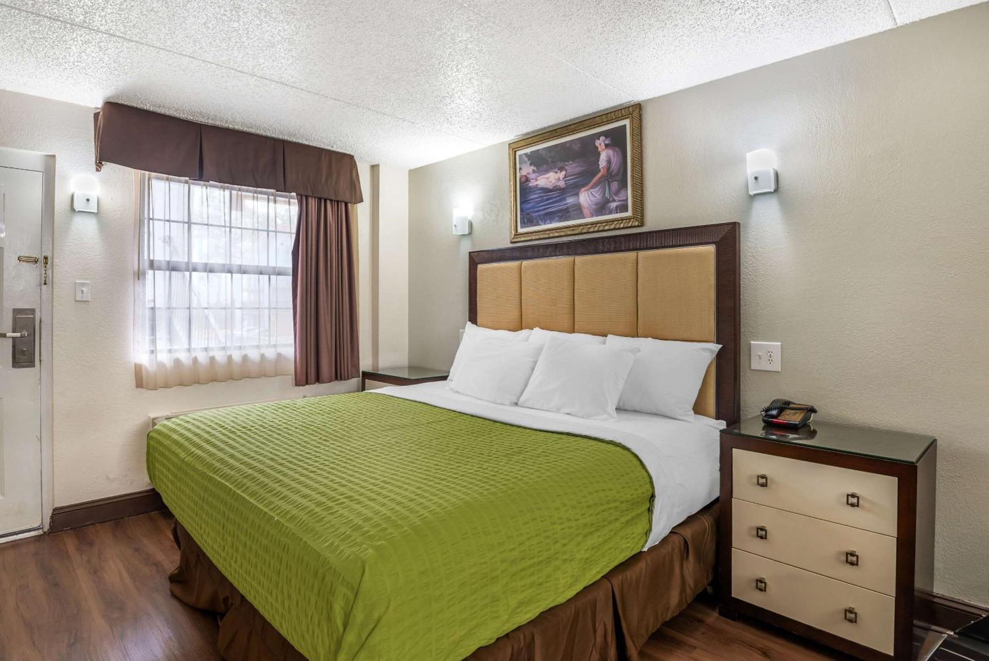 Econo Lodge Richmond-North Chesterfield מראה חיצוני תמונה