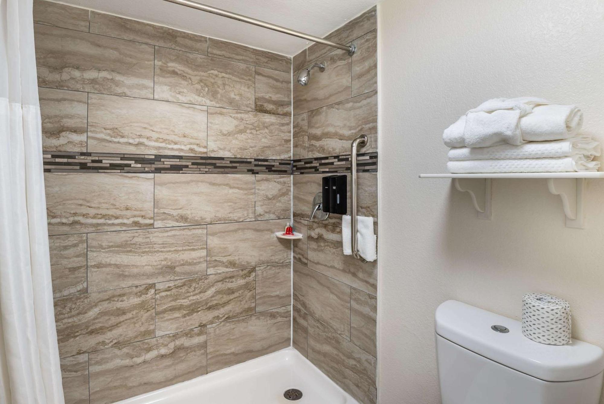 Econo Lodge Richmond-North Chesterfield מראה חיצוני תמונה