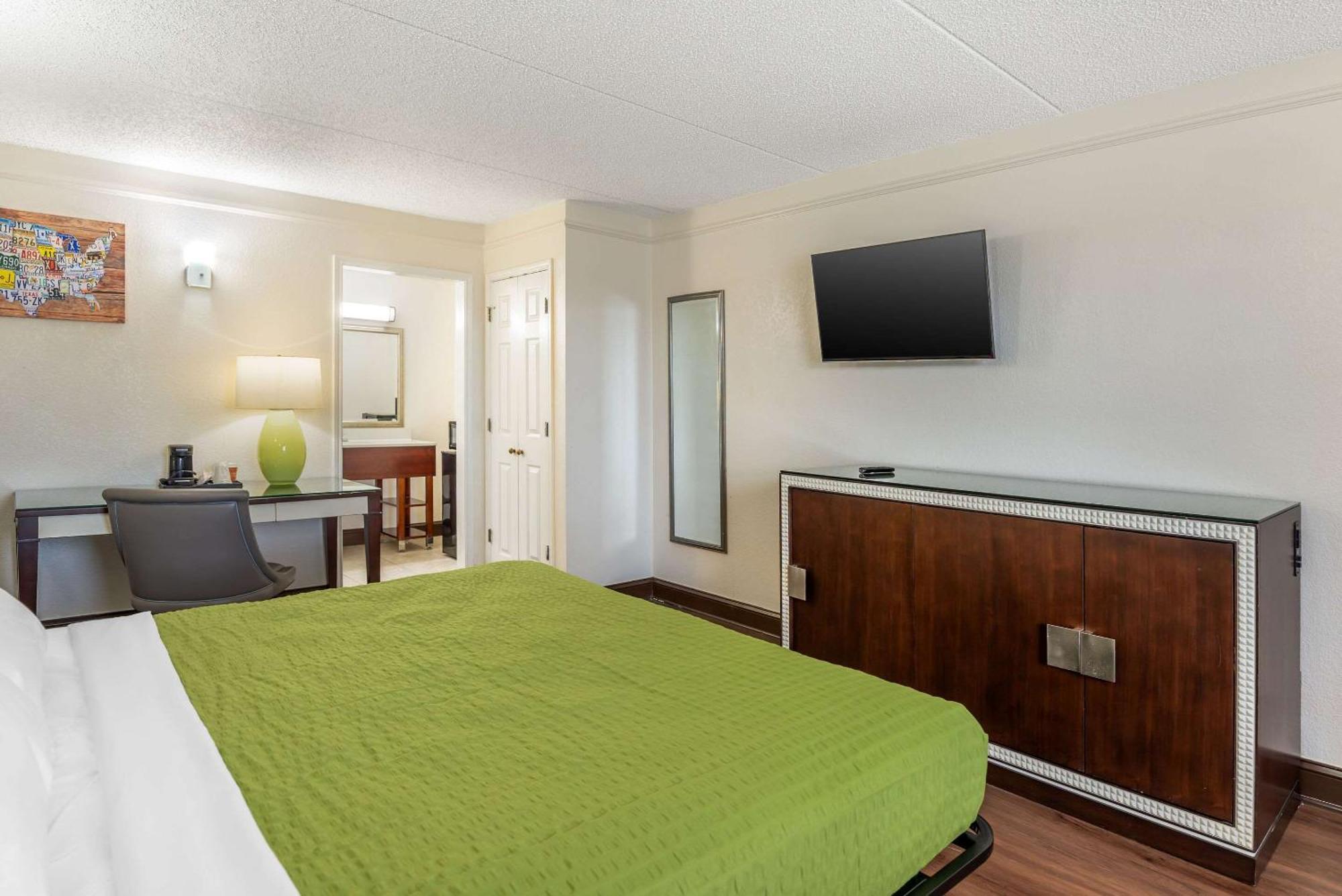 Econo Lodge Richmond-North Chesterfield מראה חיצוני תמונה